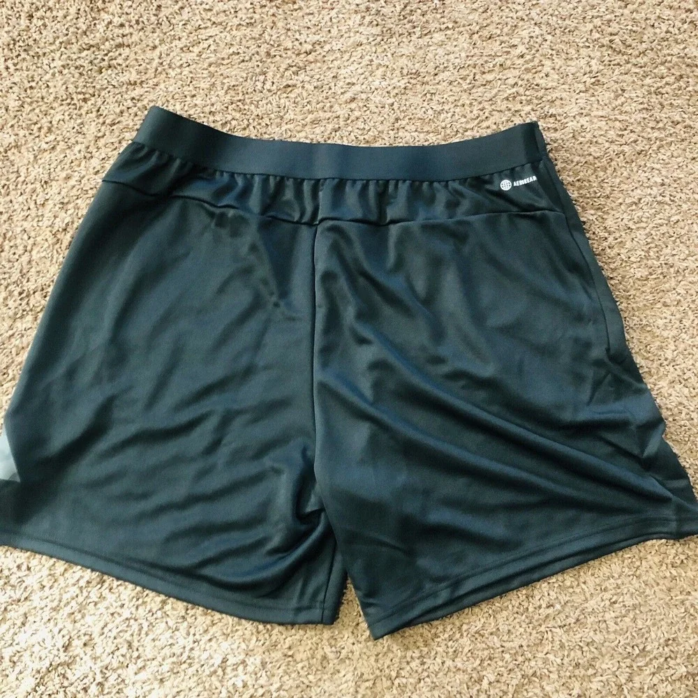 Adidas Mens 2XL Black Aeroready Camo Logo Athletic Training Shorts 7 Inch Inseam